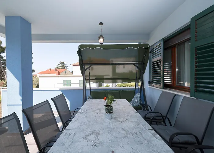 Apartment Blue Anchor